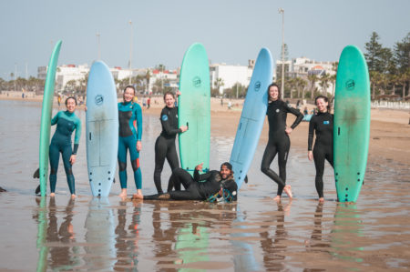 SURF LESSON WITH LOVING SURF