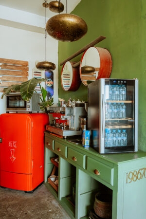 cafe et vintage ecole de surf et kite a essaouira maroc