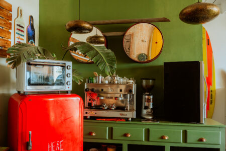 cafe de loving surf a essaouira maroc un ecole de kite et surf lecons et locations de surf